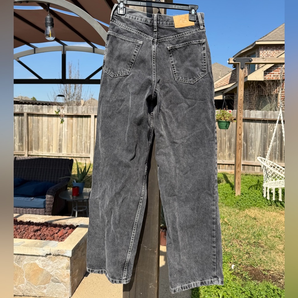 BDG Women's Mid Rise Relaxed Fit Boyfriend Jeans Charcoal Gray 26 X 32 - Picture 4 of 6